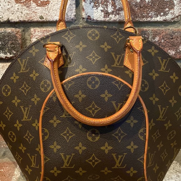 EUC Louis Vuitton Ellipse MM Date Code MI0988 - Picture 2 of 10